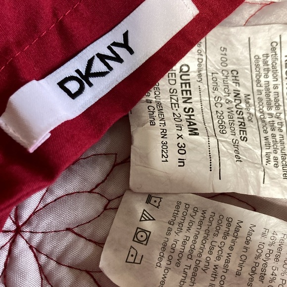 DKNY Pillow Euro Queen Sham Quilted Red Floral 20 x 30 inches - Picture 3 of 4